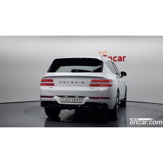 939