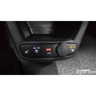588923