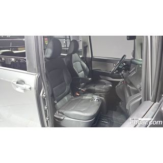 606377