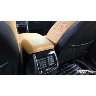 482300