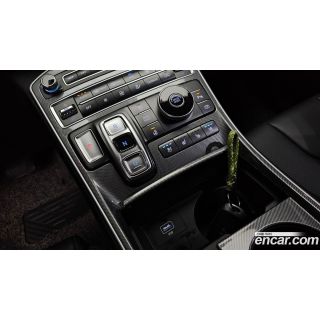 617439