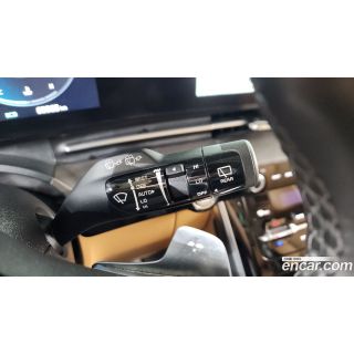 915812