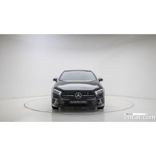 977258