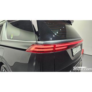 323004