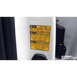 911302