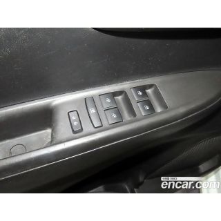 66860