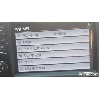 687113