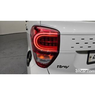 930018