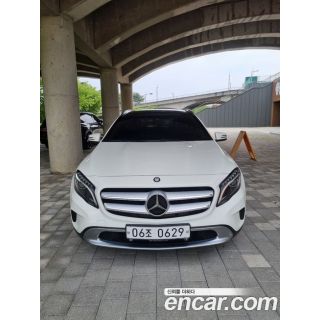 812257