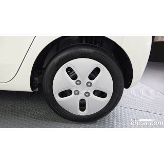24723