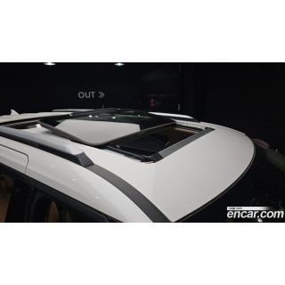 923758