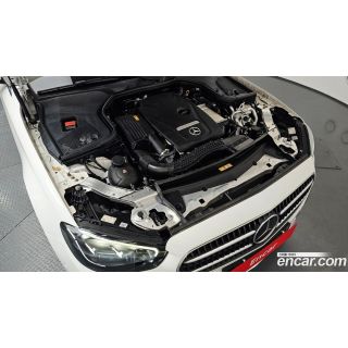 981954