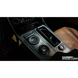 623028
