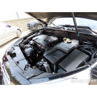 572352
