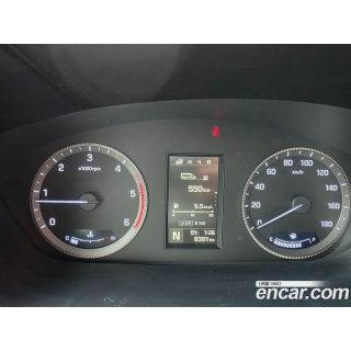 422121