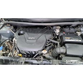 725811