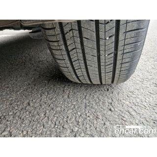 305508