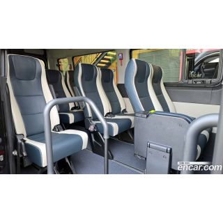 744117