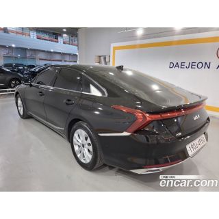 822070