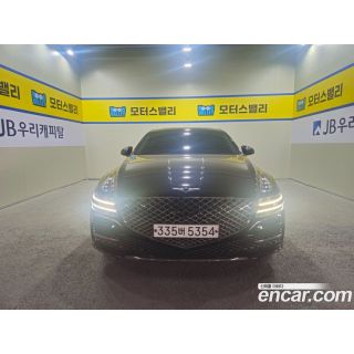 688810
