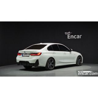 217653