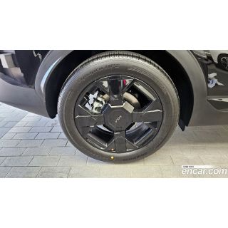 899929