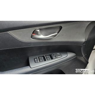 647404