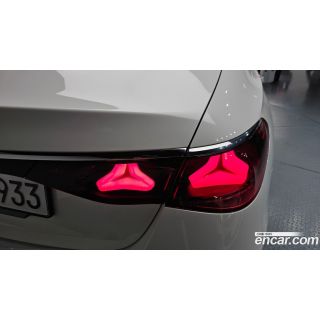 217601