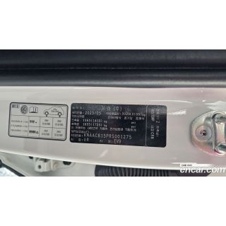963001