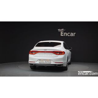 924381