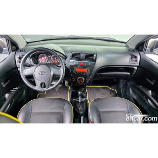 688570