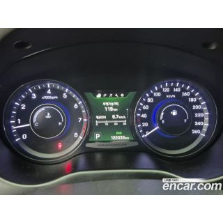 226593