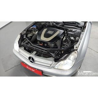 678368