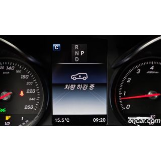 443892