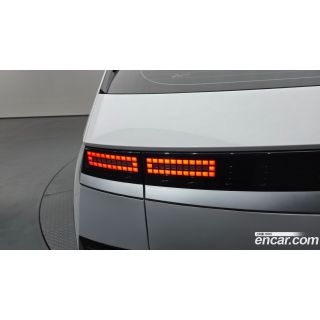 998835