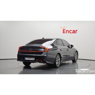 957354