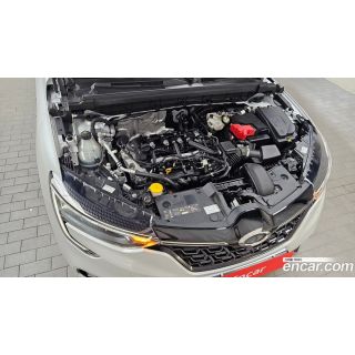 610827