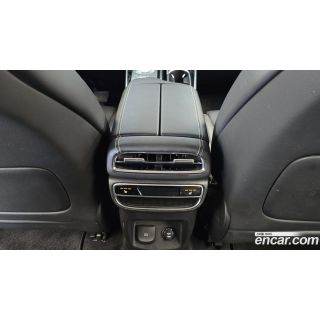 725940
