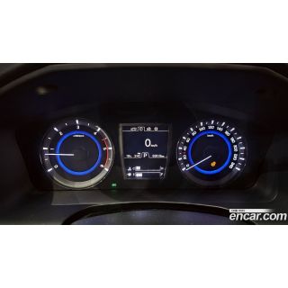 985477