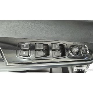 808748