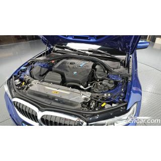 588405