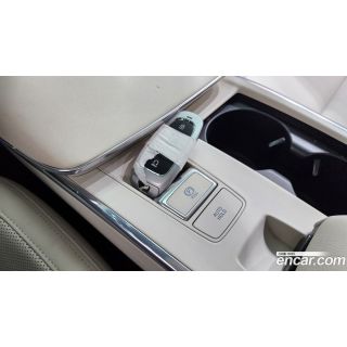 556902