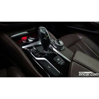 914934