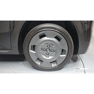 989905