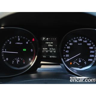 363911