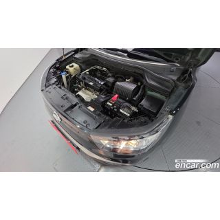 743529