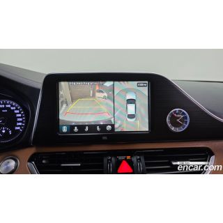 571099