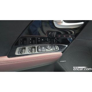 909832