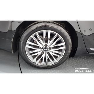 912258