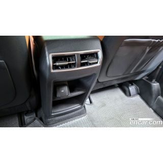 913621
